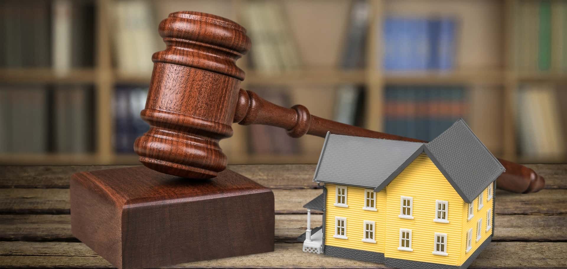 Things To Consider When Hiring A Real Estate Lawyer