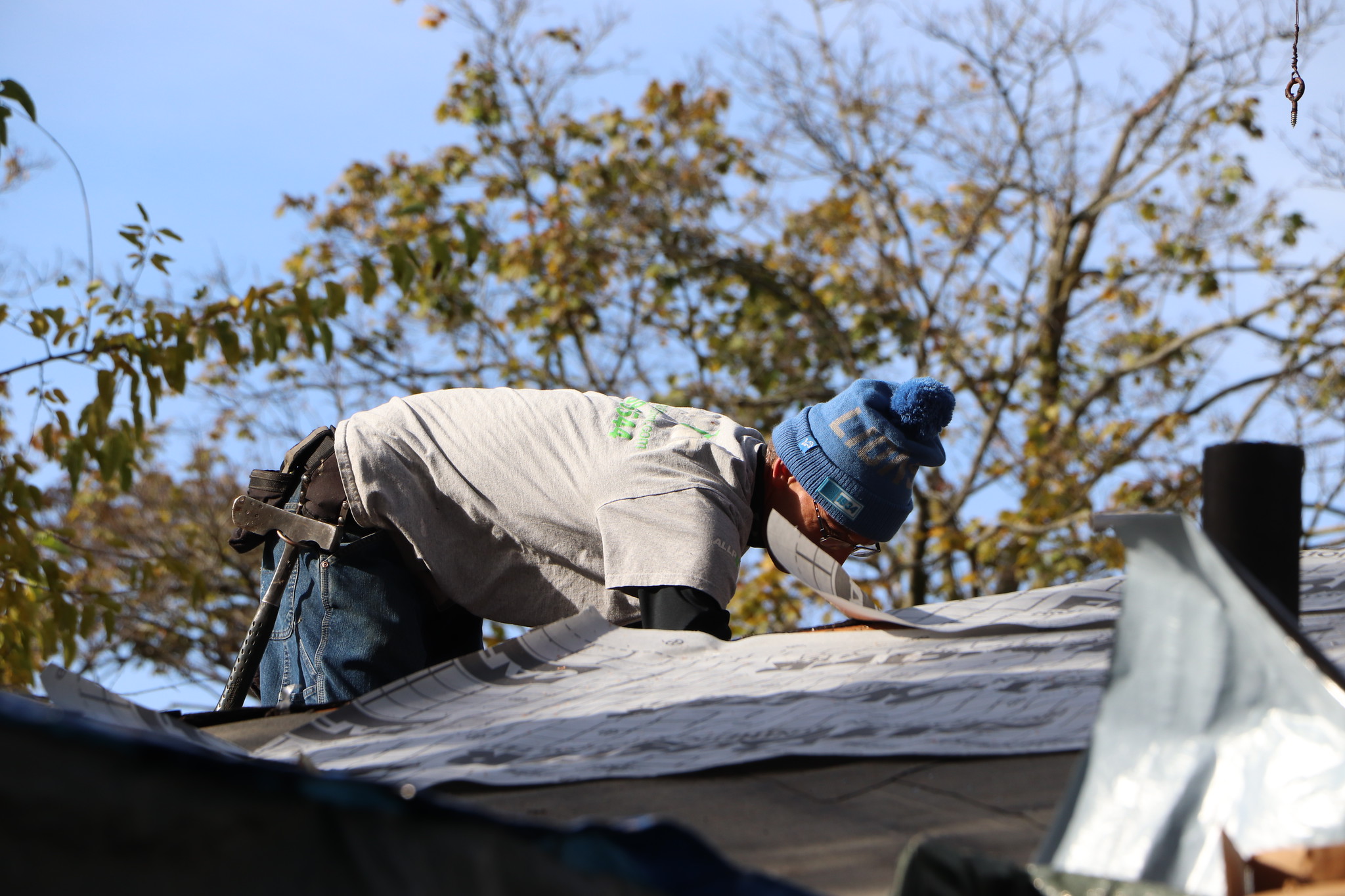 Want to Get Rid of Leaking Roofs? Read Below